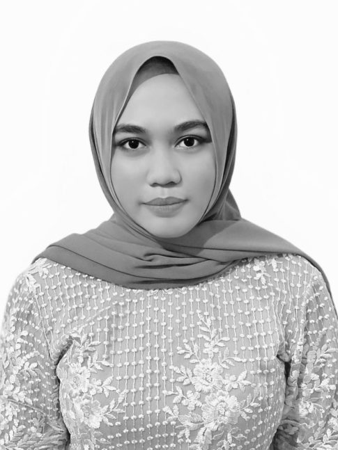 6701194058_graduation_60 RIANA SHINTA DEWI, A.Md.Kom